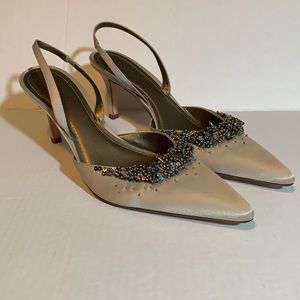 Ann Taylor Ingrid Champagne Satin 9.5